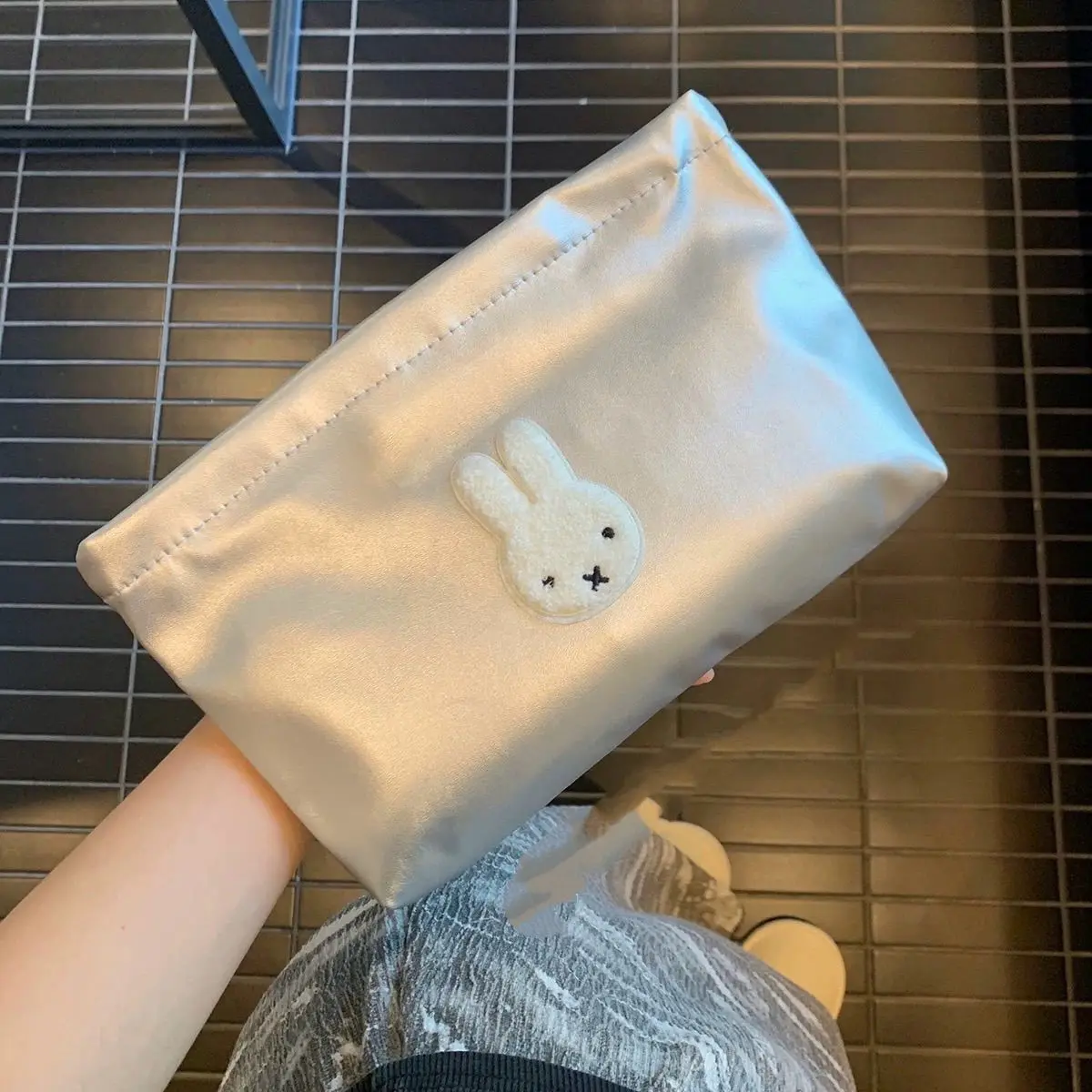 Bolsa de Maquiagem Miffy com I - Travel Accessories Toiletries avaliação e preço