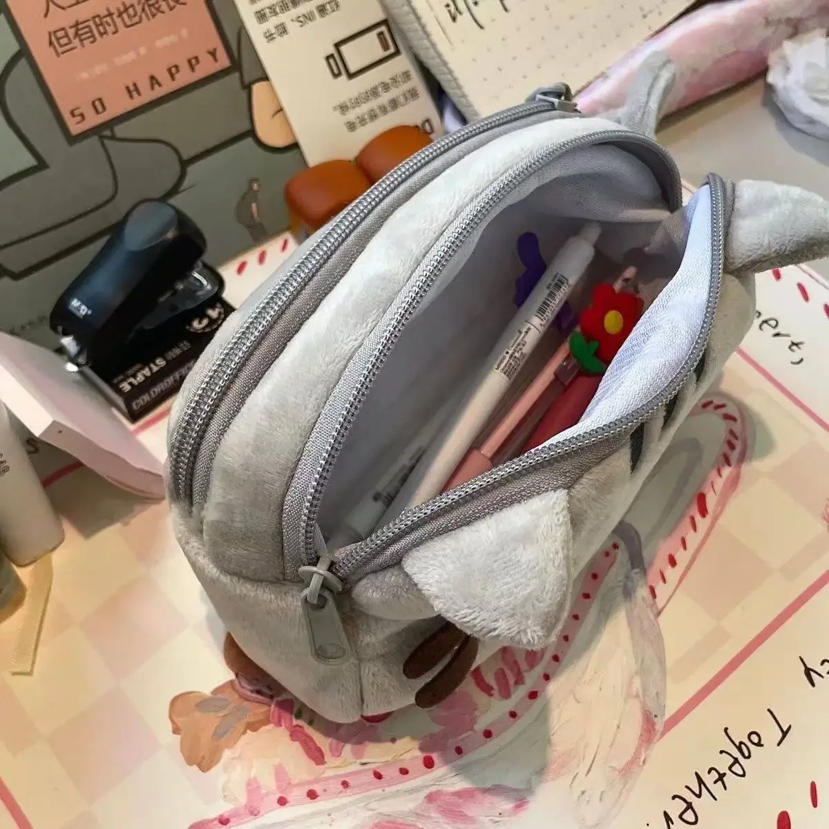 Estojo de Lápis Pusheen Fofo,  - Travel Accessories Logo avaliação e preço